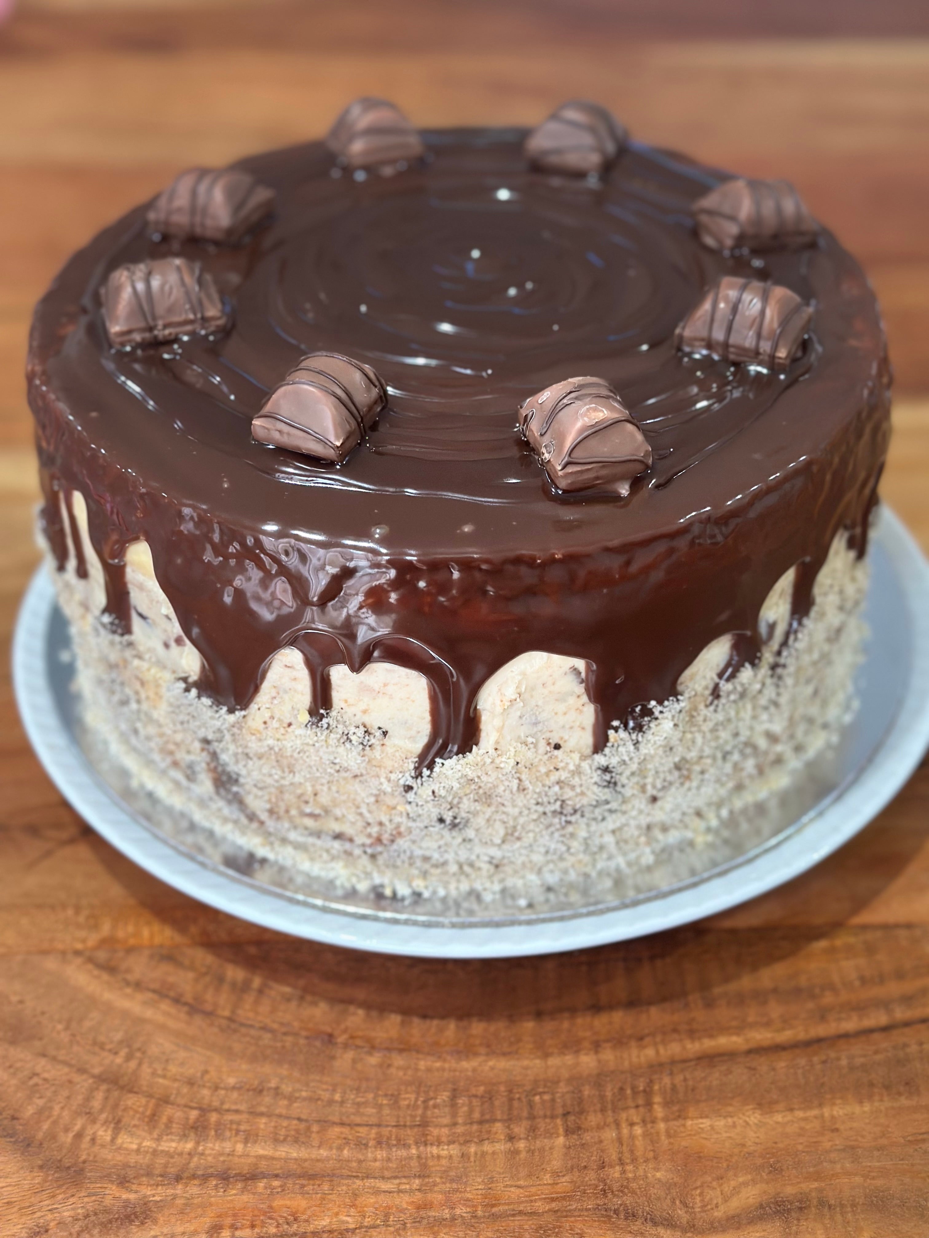 Kinder Bueno Cake